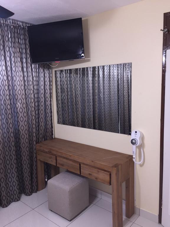 South Coast Beachfront Holiday Apartments 阿曼济姆托蒂 外观 照片