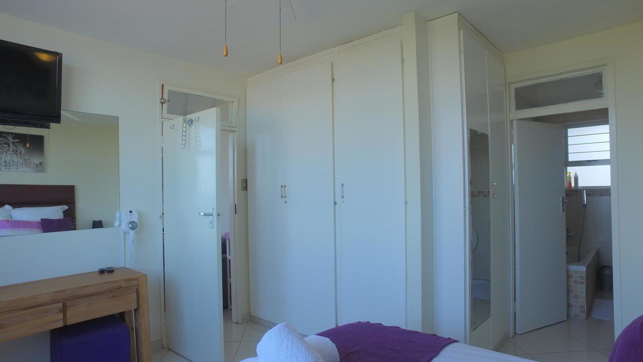 South Coast Beachfront Holiday Apartments 阿曼济姆托蒂 外观 照片
