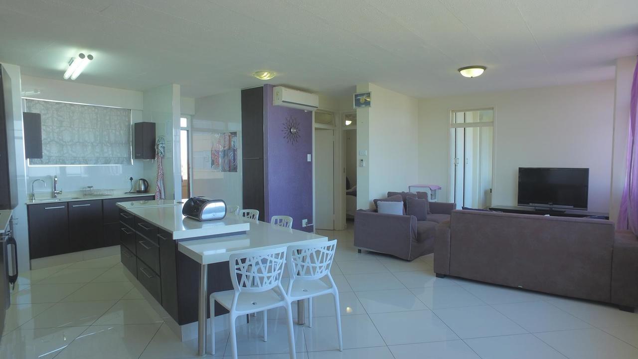 South Coast Beachfront Holiday Apartments 阿曼济姆托蒂 外观 照片